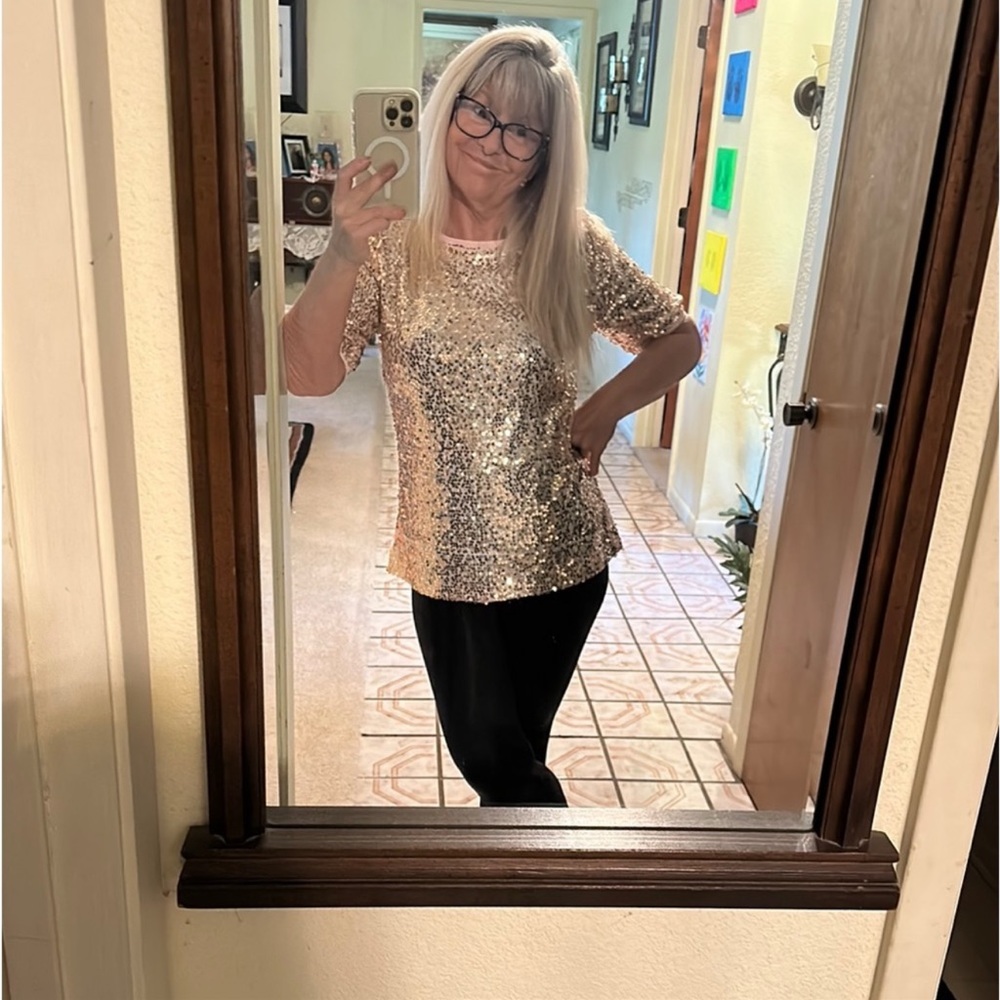 NWT Sequined Gold & Pink Lind Top - Picture 10 of 10